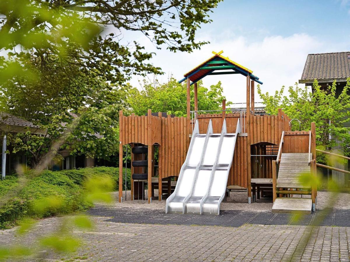6 Person Holiday Home On A Holiday Park In 汉斯特霍尔姆 外观 照片
