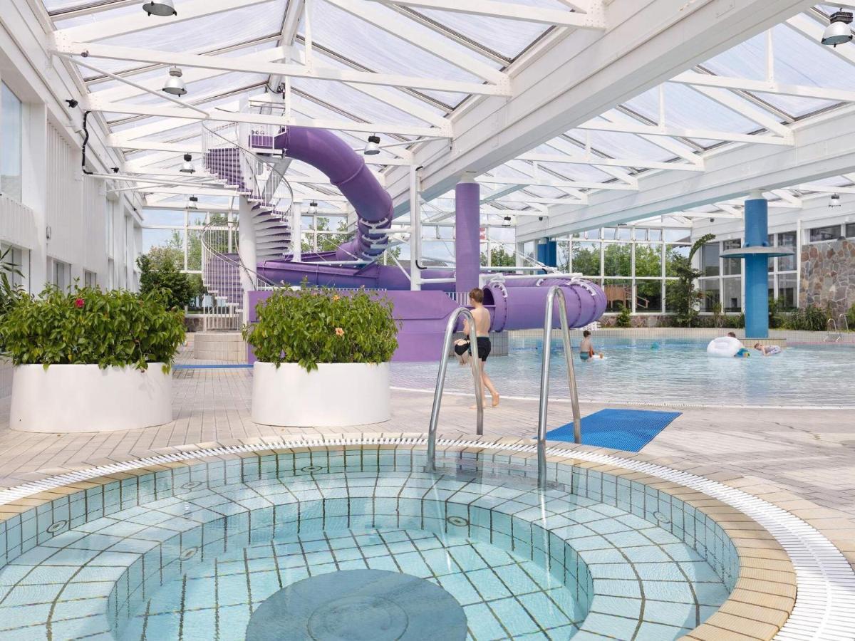 6 Person Holiday Home On A Holiday Park In 汉斯特霍尔姆 外观 照片